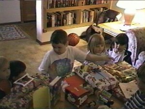 group2.jpg (19724 bytes)