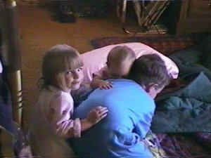 ryan_michaela_baby2.jpg (15411 bytes)