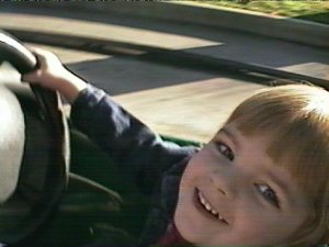 disney_michaela2.jpg (13760 bytes)